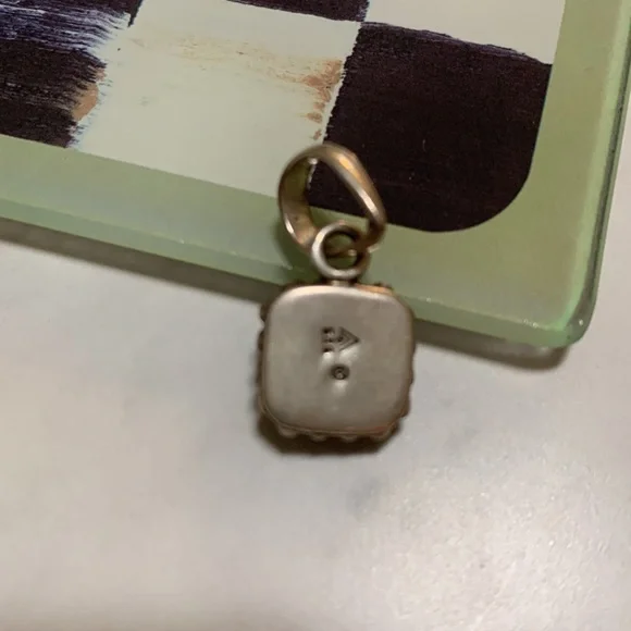 Silpada Pearl Sterling Silver Button Frame Pendant S1211 .925 - Picture 3 of 4